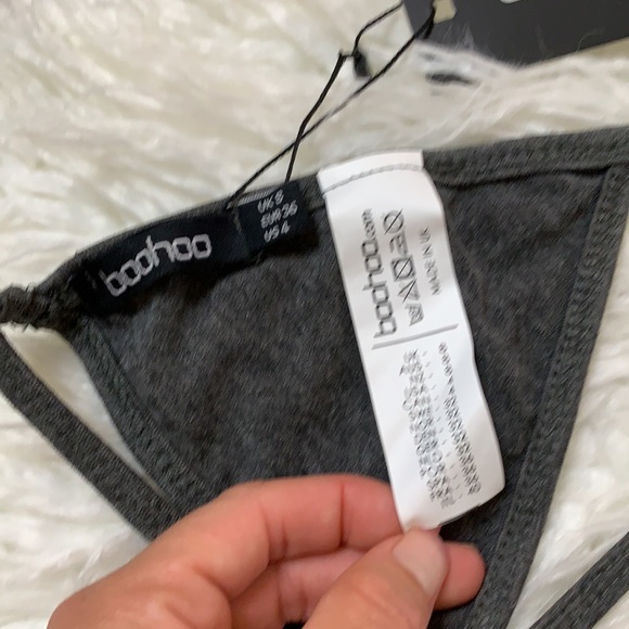 Boohoo Gray Triangle Bralette - Picture 5 of 6